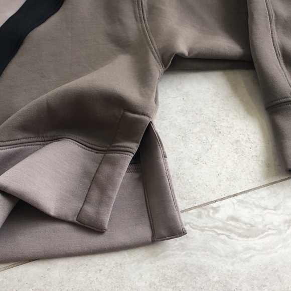 YPB neoKNIT cropped sweatshirt from Abercrombie & Fitch - Picture 8 of 11